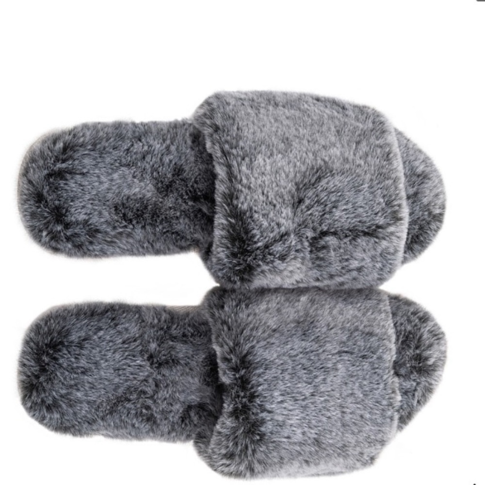 NWT Lemon Slide Slippers